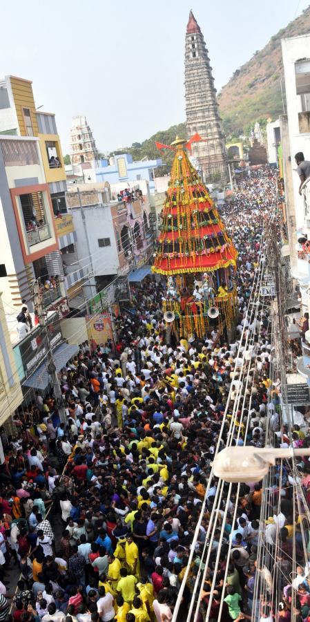 Sri Panakala Narasimha Swamy Rathotsavam Mangalagiri Photos - Sakshi5