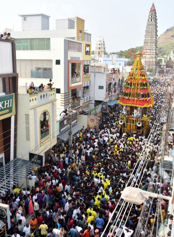 Sri Panakala Narasimha Swamy Rathotsavam Mangalagiri Photos - Sakshi9