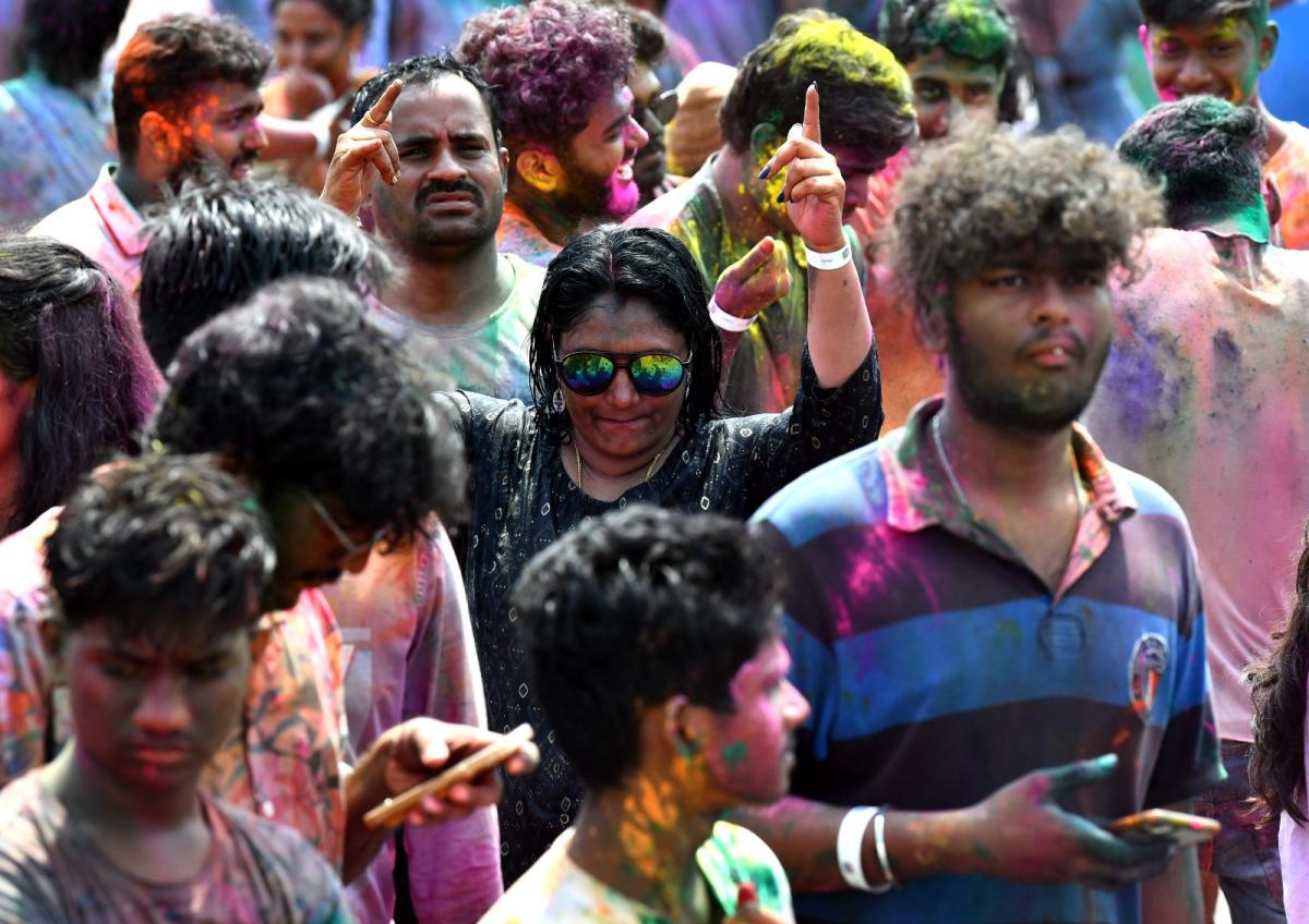 Holi Celebrations In Vijayawada Photos - Sakshi6