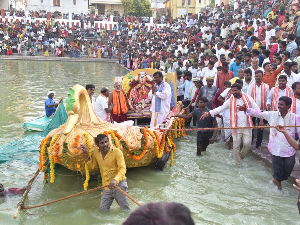 Brahmotsavam of Swami at Dharmapuri Lakshmi Narasimha Swamy Devasthanam - Sakshi17