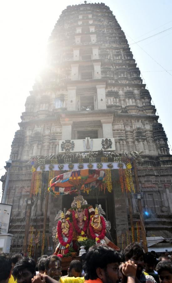 Sri Panakala Narasimha Swamy Rathotsavam Mangalagiri Photos - Sakshi14