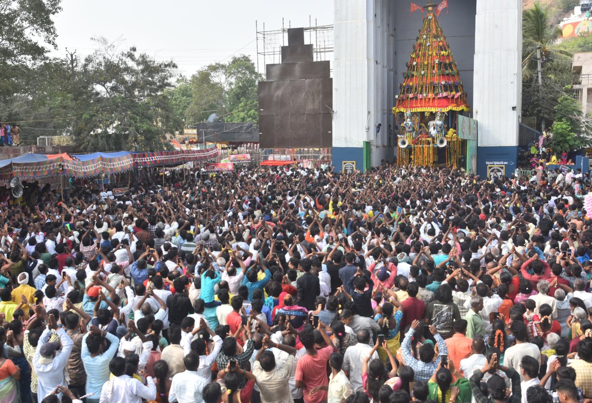 Sri Panakala Narasimha Swamy Rathotsavam Mangalagiri Photos - Sakshi15