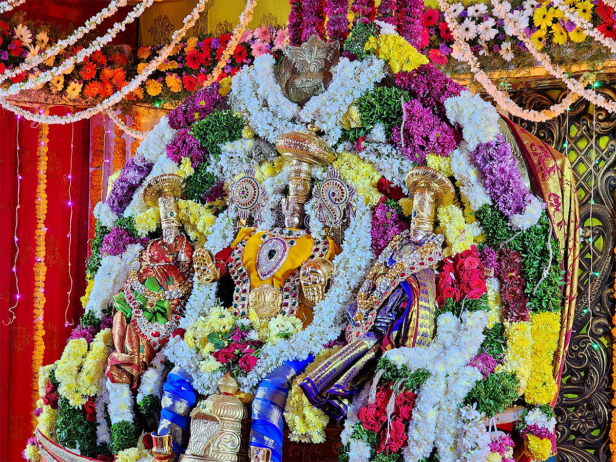 Brahmotsavam of Swami at Dharmapuri Lakshmi Narasimha Swamy Devasthanam - Sakshi8