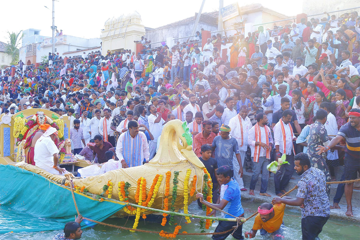 Brahmotsavam of Swami at Dharmapuri Lakshmi Narasimha Swamy Devasthanam - Sakshi9