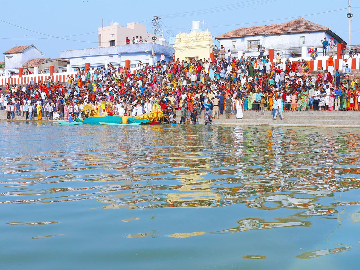 Brahmotsavam of Swami at Dharmapuri Lakshmi Narasimha Swamy Devasthanam - Sakshi3