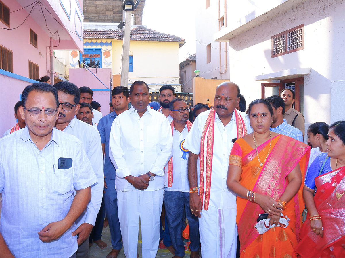 Brahmotsavam of Swami at Dharmapuri Lakshmi Narasimha Swamy Devasthanam - Sakshi5