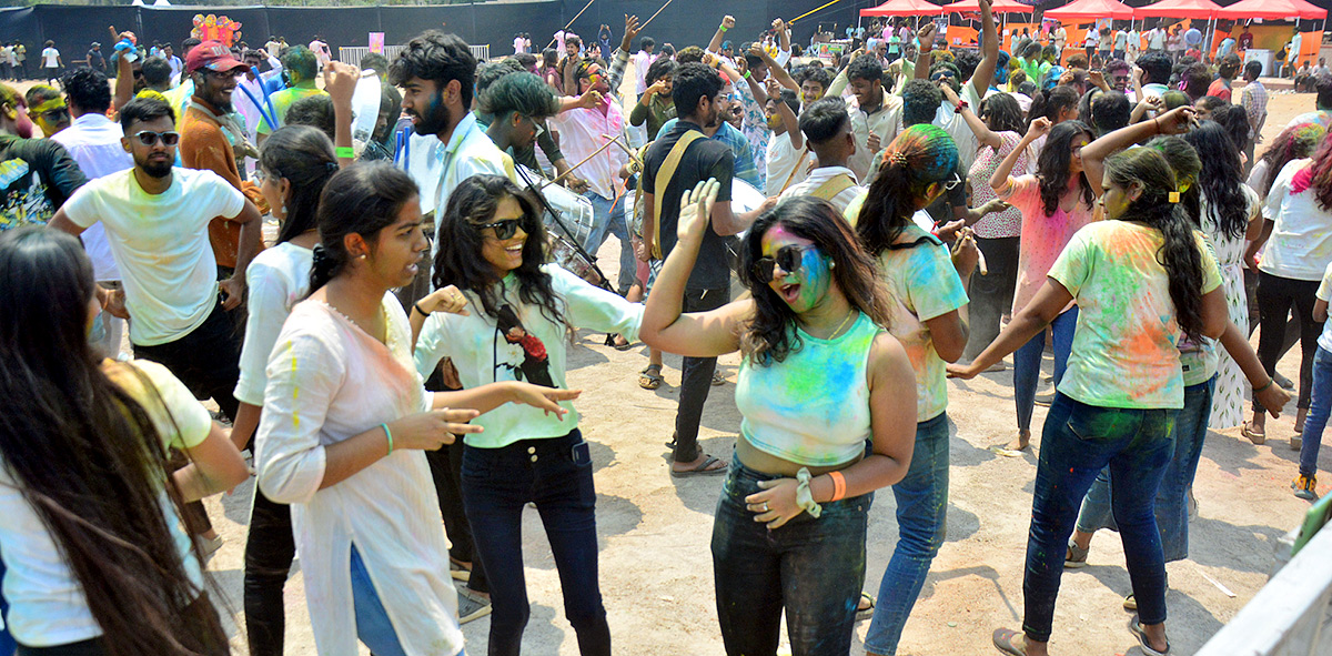 Holi 2024 Celebration in Hyderabad Photos - Sakshi15