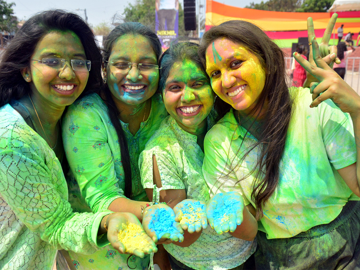 Holi 2024 Celebration in Hyderabad Photos - Sakshi6