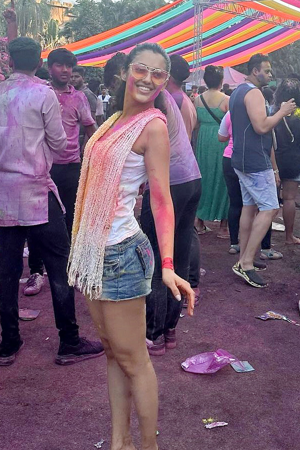 Bollywood celebrities holi celebrations Photos - Sakshi23