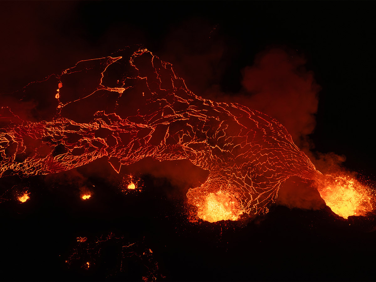 volcano in southwestern Iceland that erupted - Sakshi14