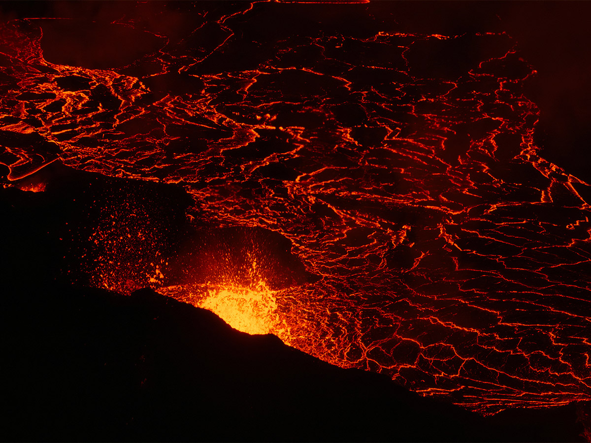 volcano in southwestern Iceland that erupted - Sakshi15