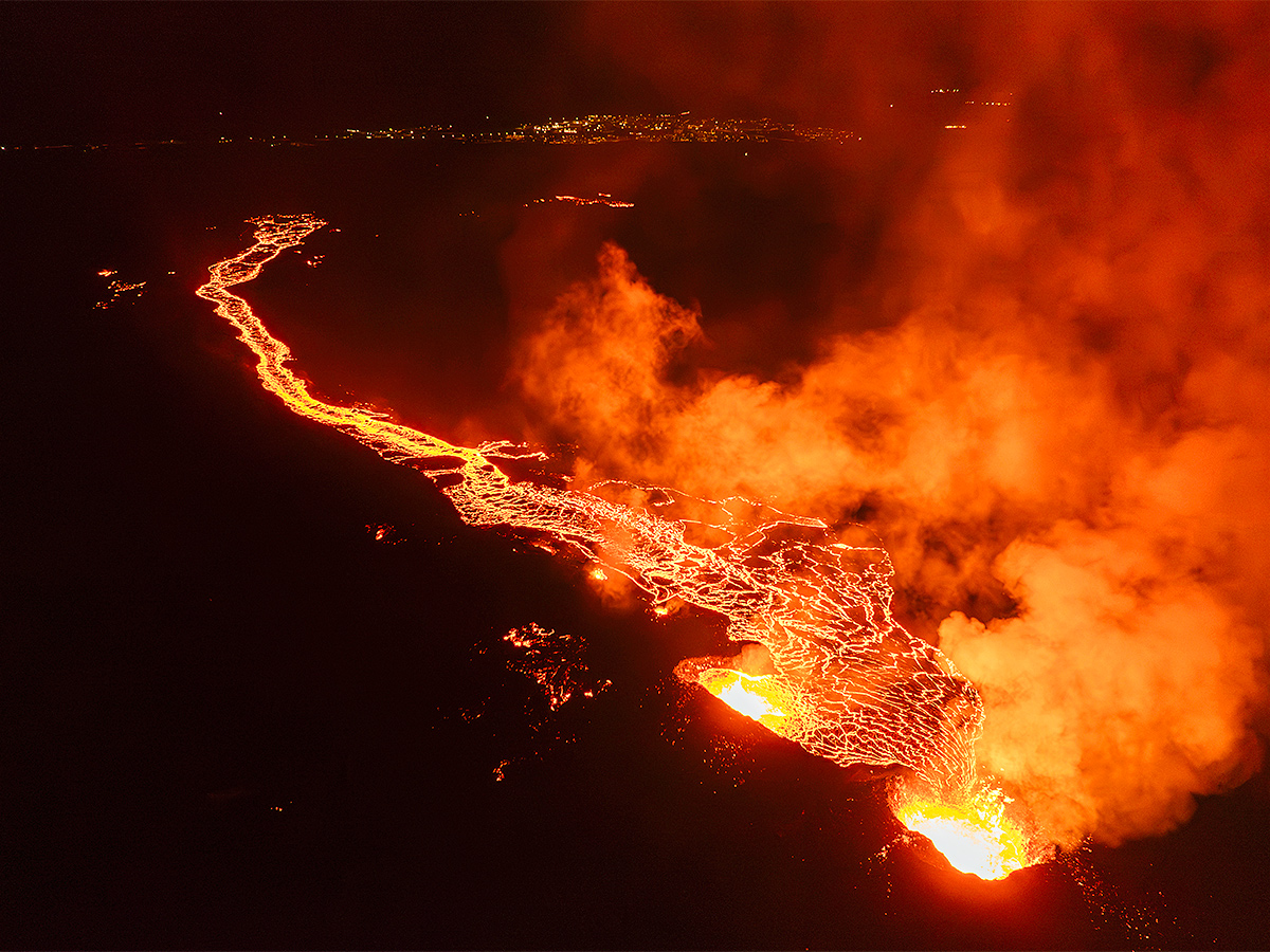 volcano in southwestern Iceland that erupted - Sakshi4