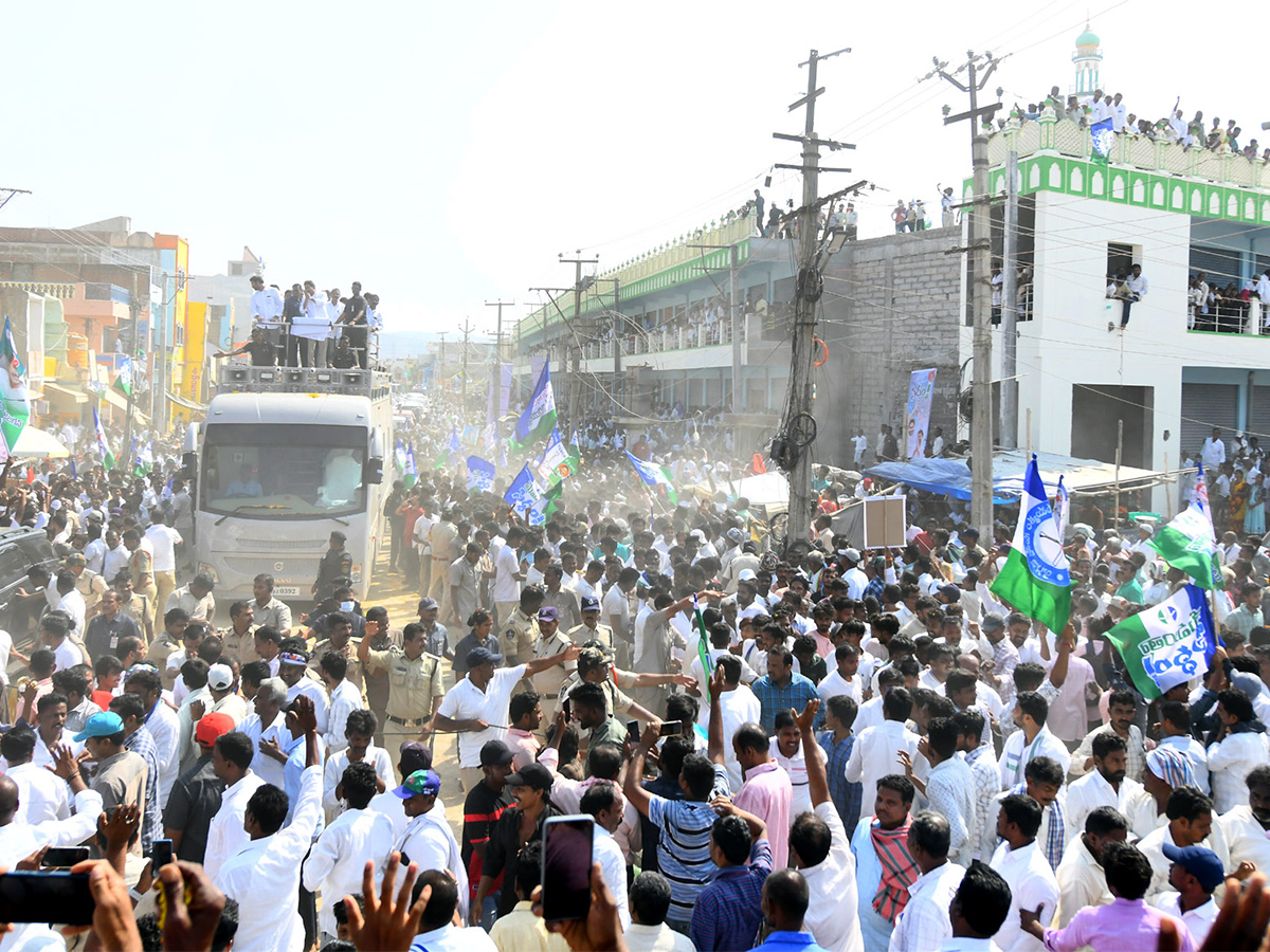 Memantha Siddham: Cm Jagan Proddatur Public Meeting Photos - Sakshi41