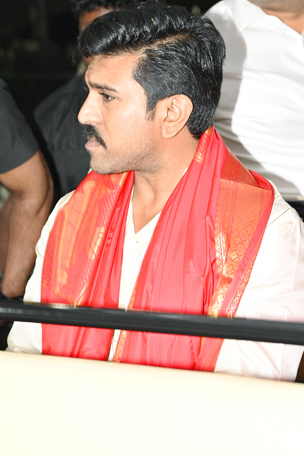 Ram Charan couple visits Tirumala temple Photos - Sakshi8