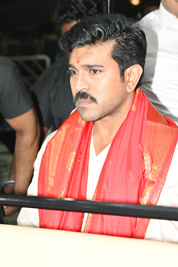 Ram Charan couple visits Tirumala temple Photos - Sakshi9