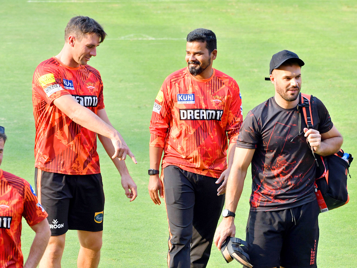 mumbai indians And Sunrisers Hyderabad practice Photos - Sakshi13