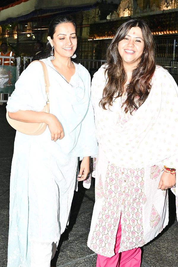 Ekta Kapoor and Actress Anita Hassanandani Visited Tirumala Srivari Temple Photos - Sakshi7