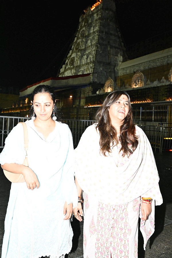 Ekta Kapoor and Actress Anita Hassanandani Visited Tirumala Srivari Temple Photos - Sakshi8