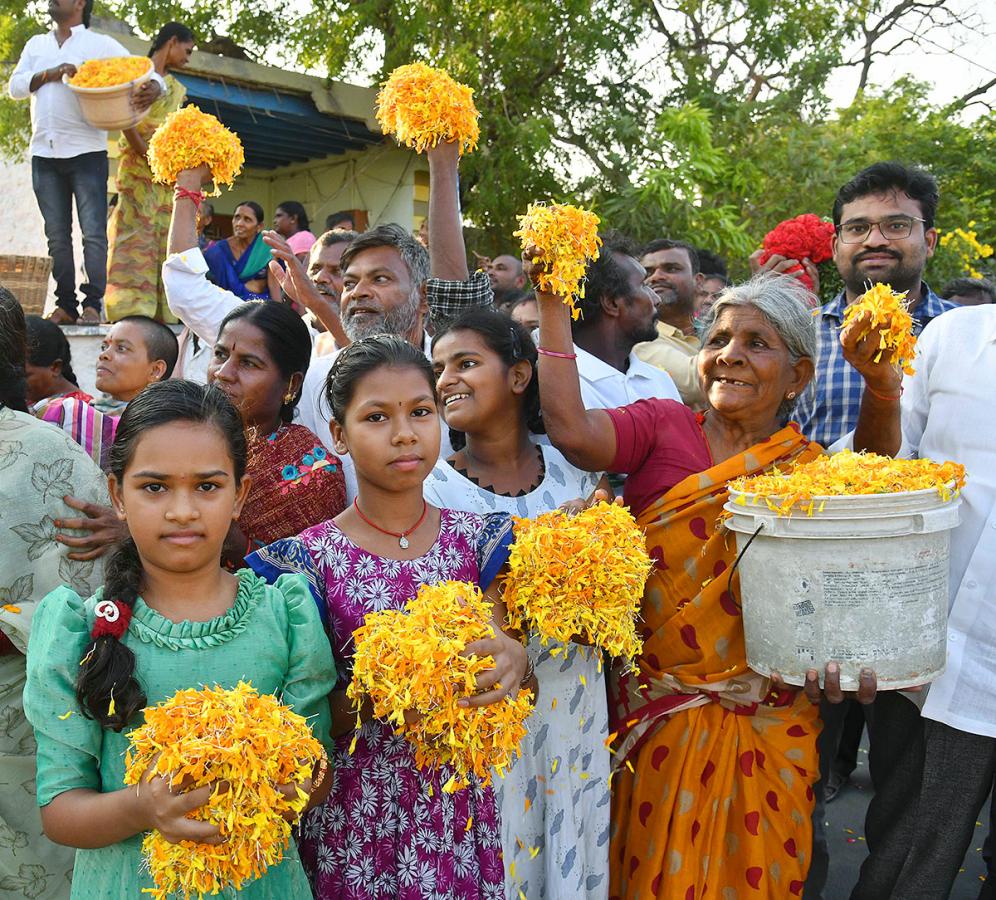 Memantha Siddham Public Meeting at Proddutur Photos - Sakshi20