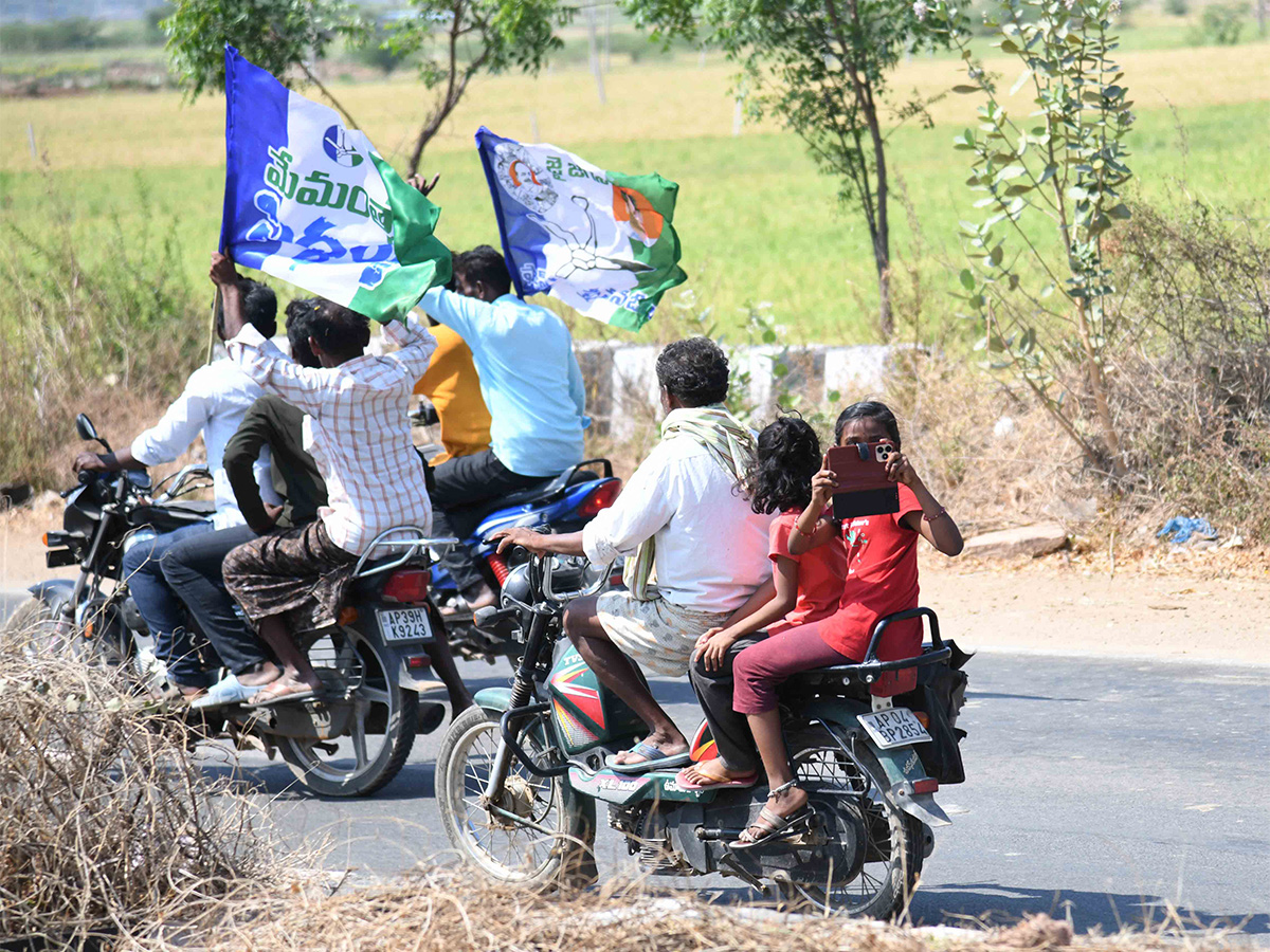 Memantha Siddham Public Meeting at Proddutur Photos - Sakshi6