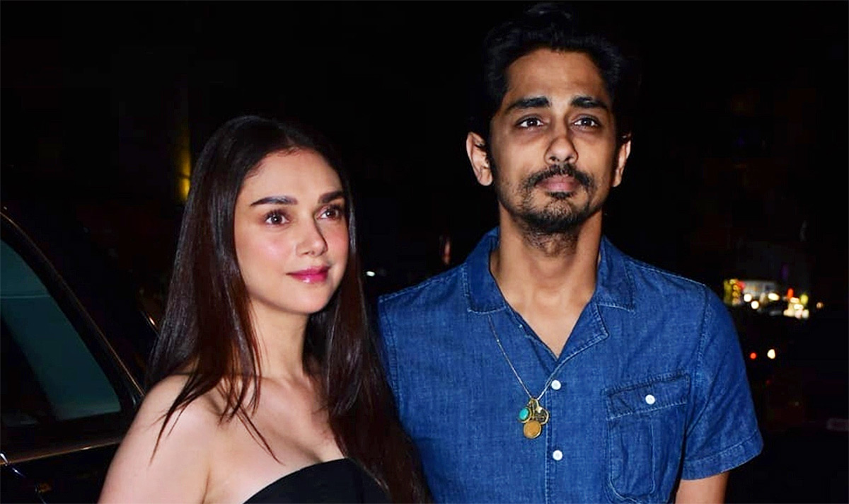 Siddharth and Aditi Rao Hydari get married in Wanaparthy temple - Sakshi12