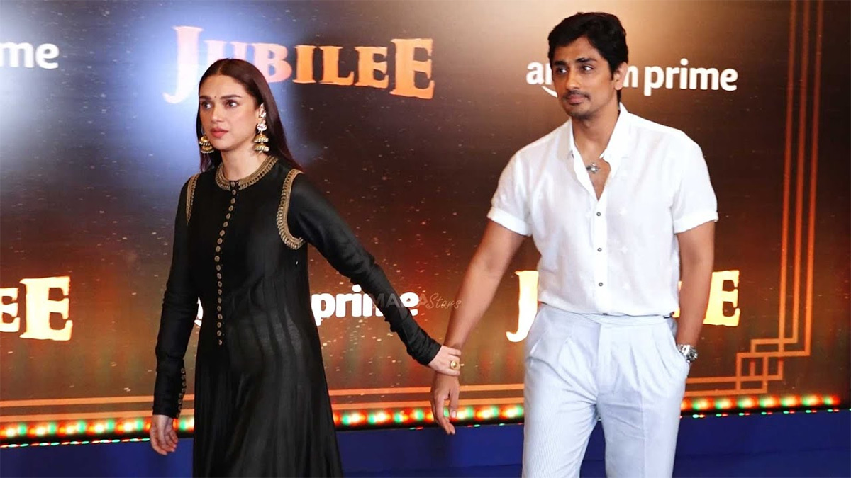 Siddharth and Aditi Rao Hydari get married in Wanaparthy temple - Sakshi17