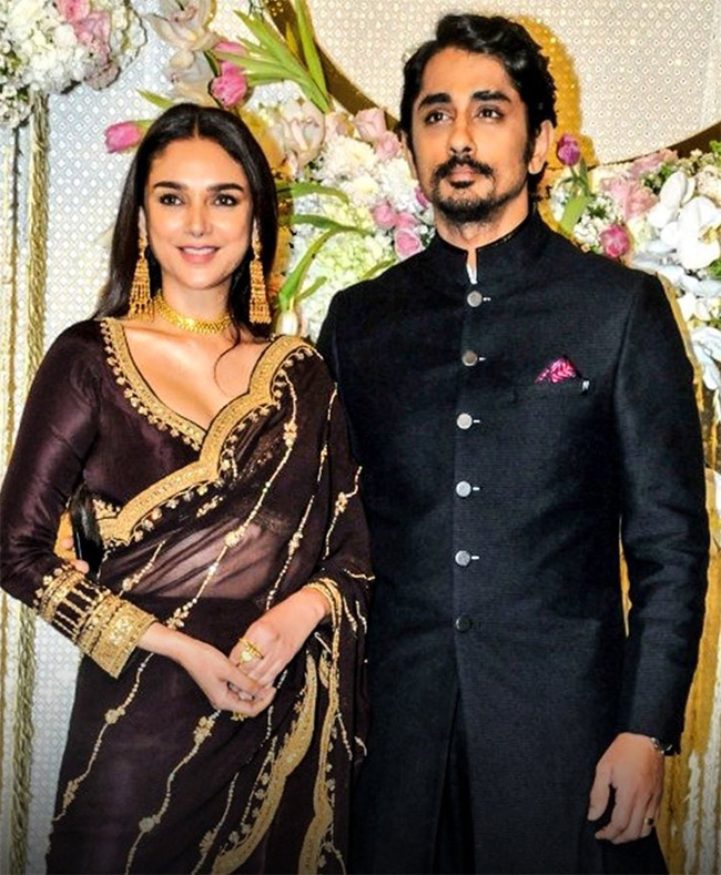 Siddharth and Aditi Rao Hydari get married in Wanaparthy temple - Sakshi2