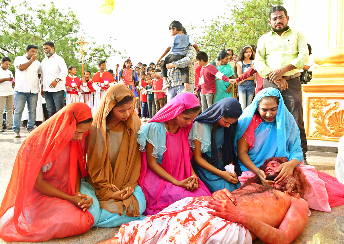 Good Friday Celebration in telugu states - Sakshi12