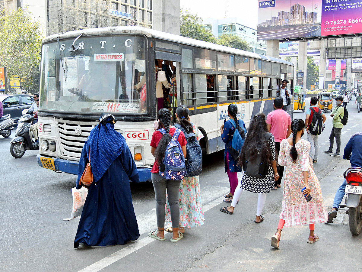 No bus stand in hyderabad - Sakshi12