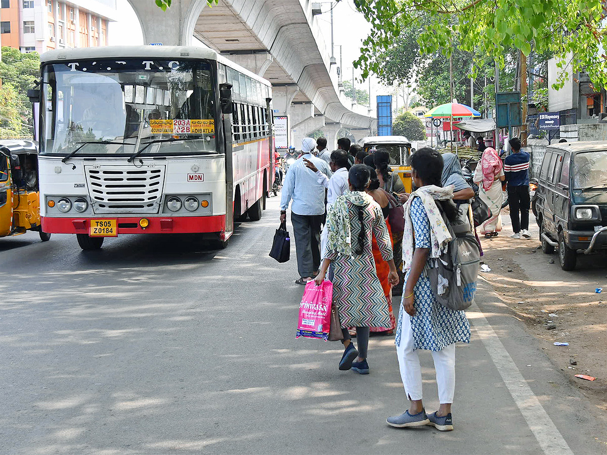 No bus stand in hyderabad - Sakshi13