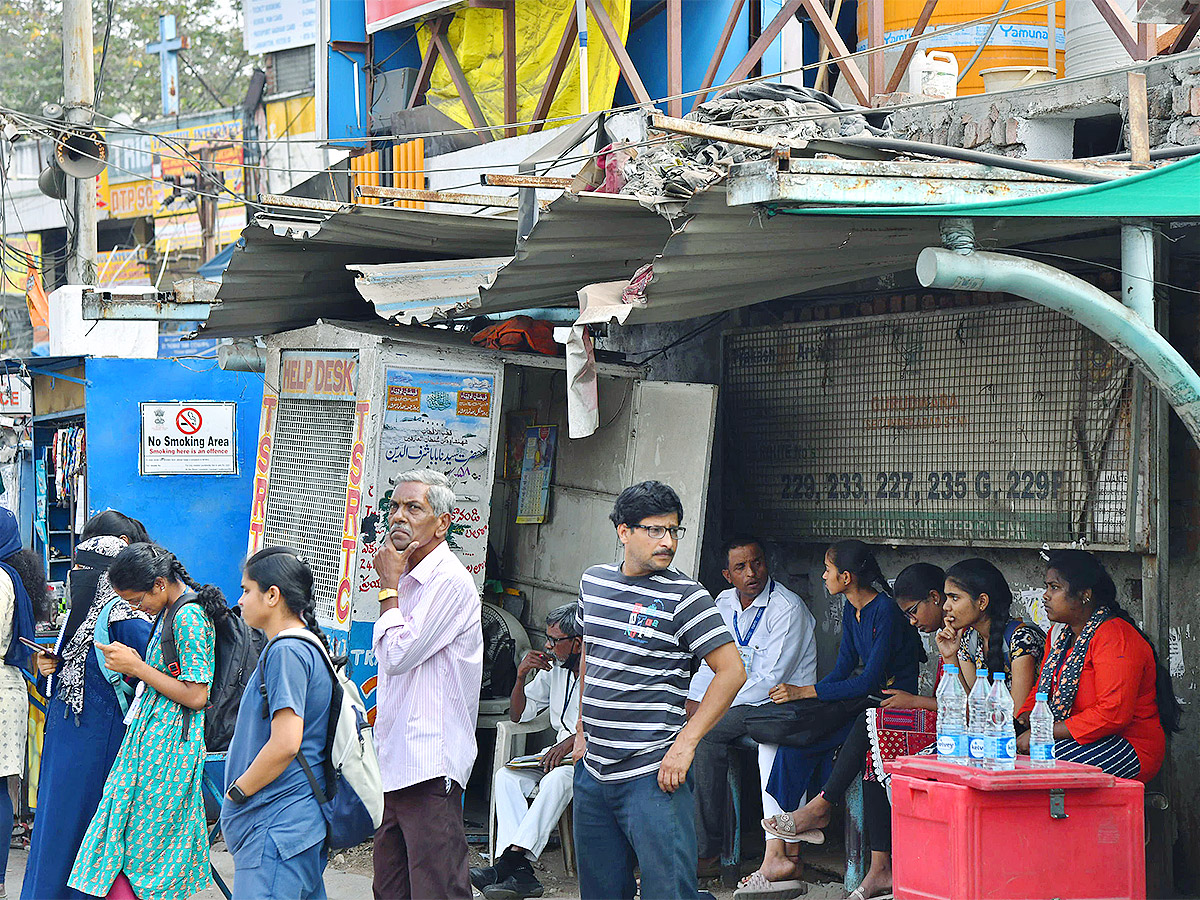 No bus stand in hyderabad - Sakshi18