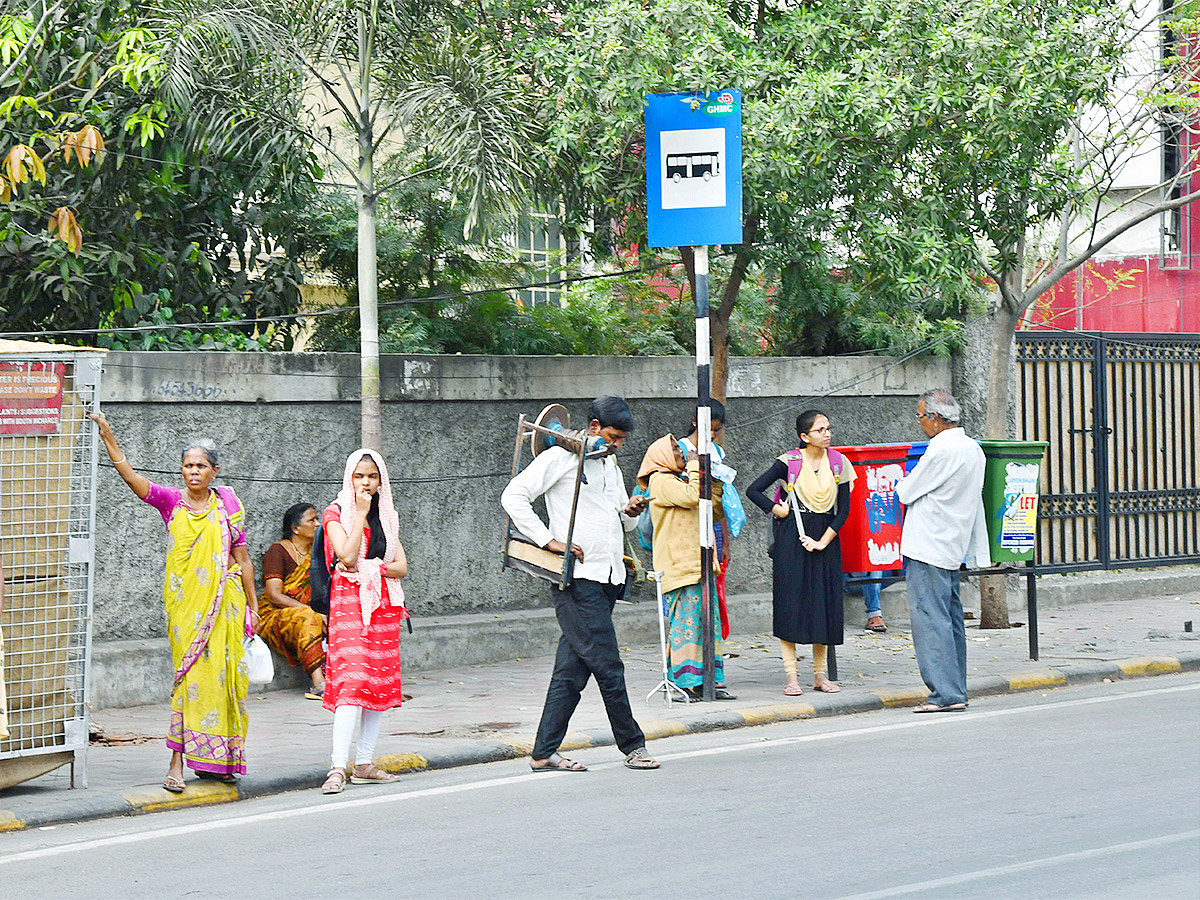 No bus stand in hyderabad - Sakshi19