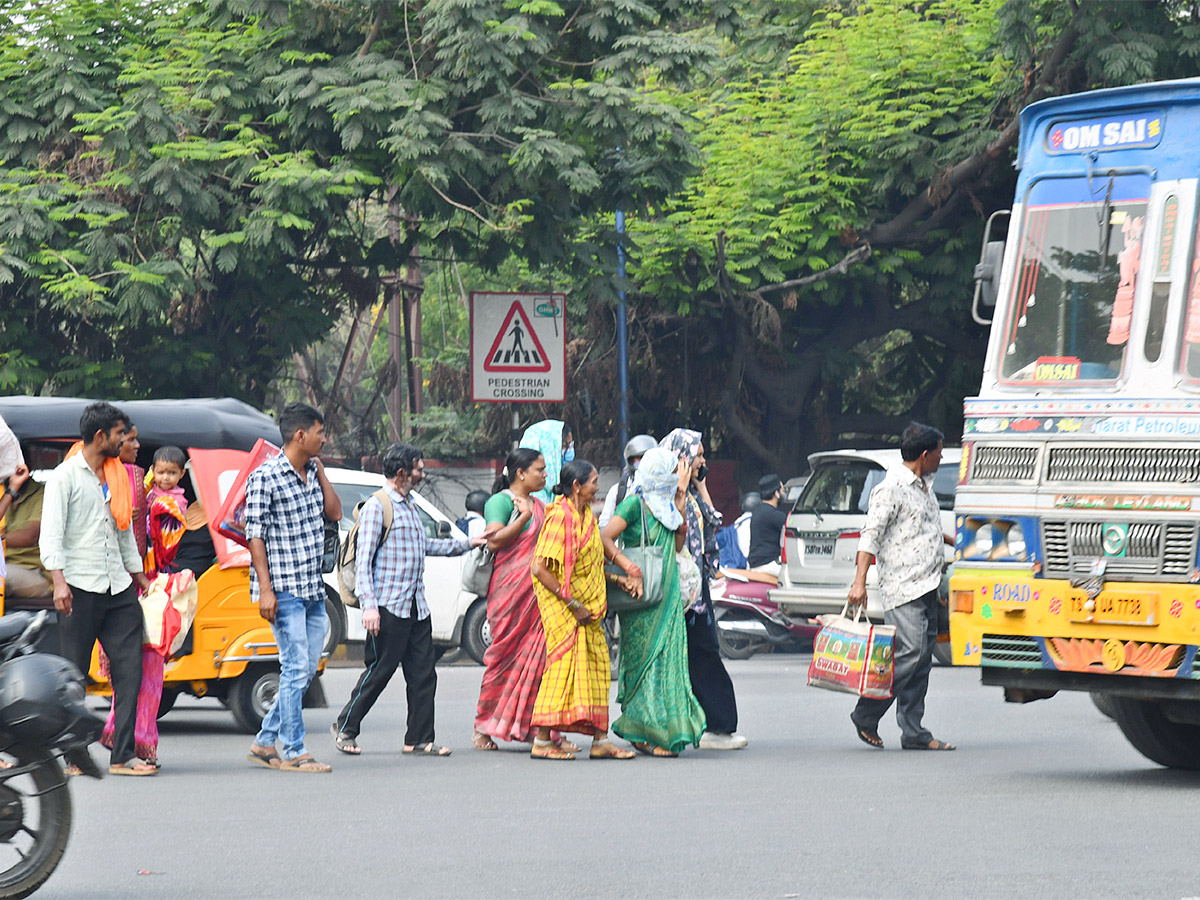 No bus stand in hyderabad - Sakshi20