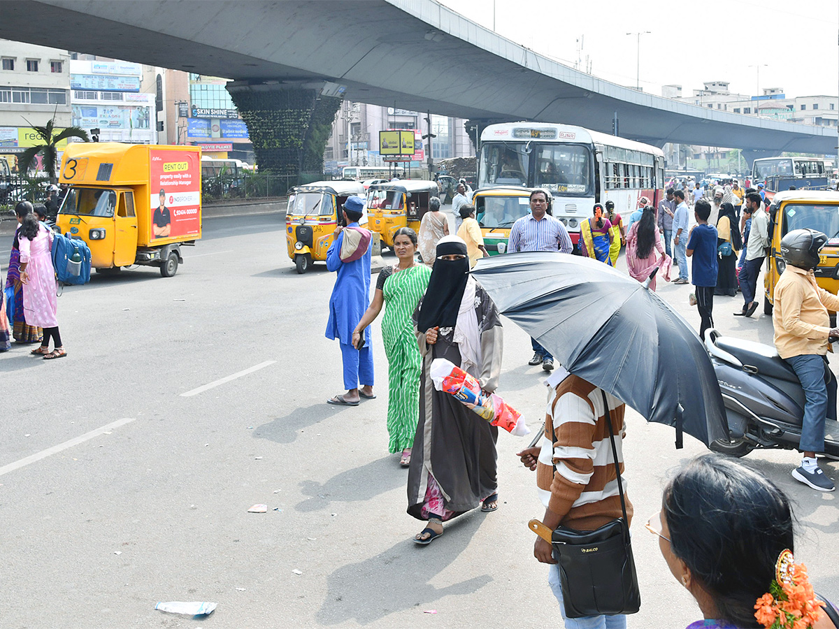 No bus stand in hyderabad - Sakshi4