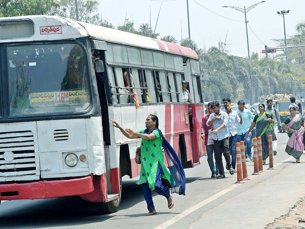 No bus stand in hyderabad - Sakshi7