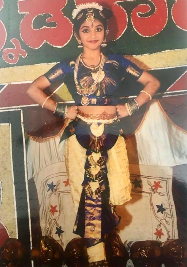 Sreeleela Bharatanatyam Dance Fans Going Gaga Pics - Sakshi13