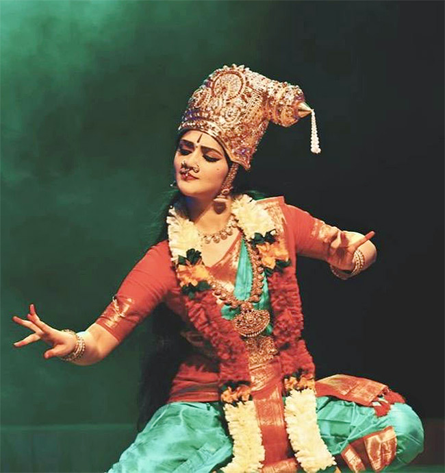 Sreeleela Bharatanatyam Dance Fans Going Gaga Pics - Sakshi3