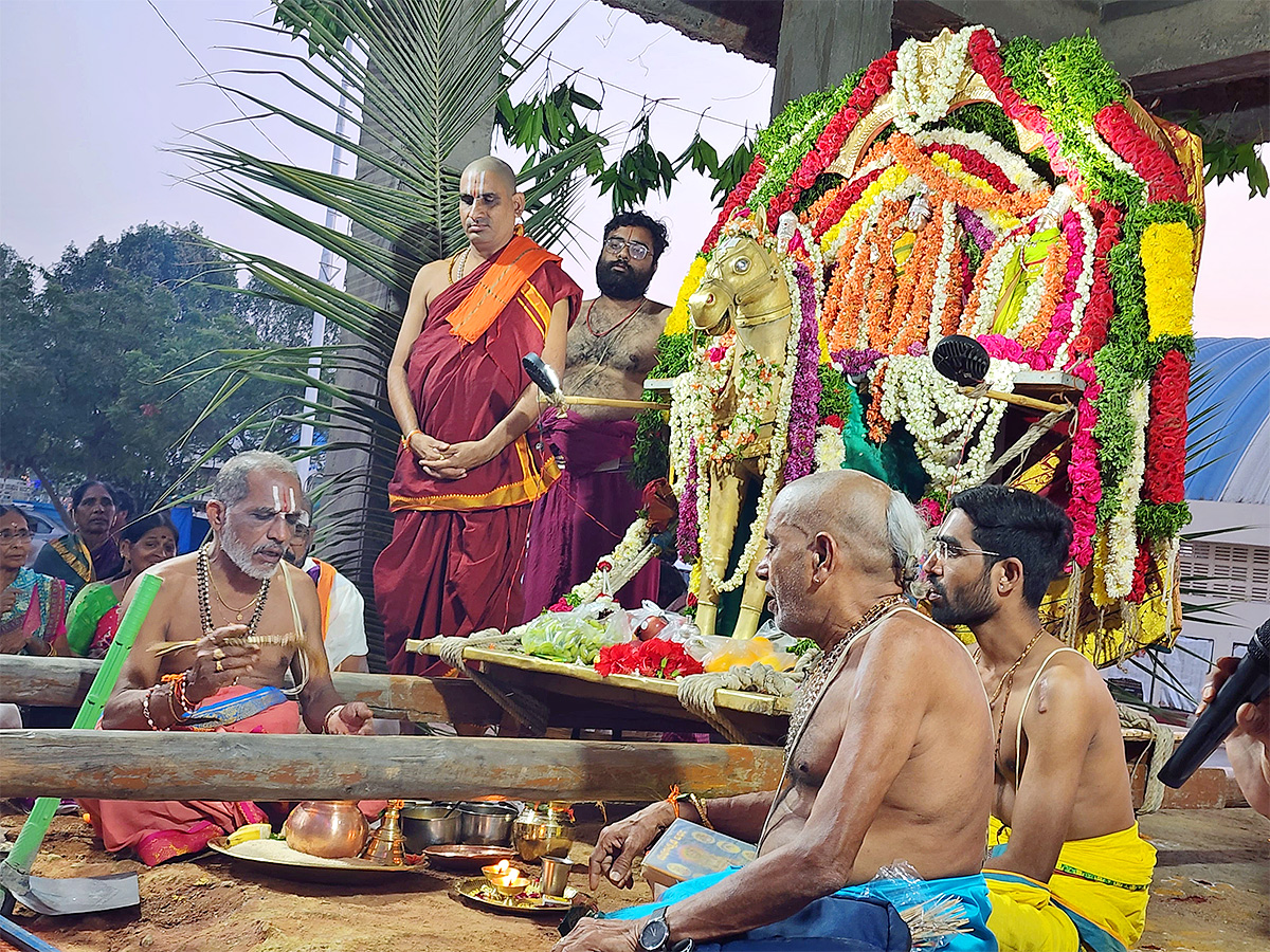 Dharmapuri Sri Lakshmi Narasimha Swamy Brahmotsavam - Sakshi10