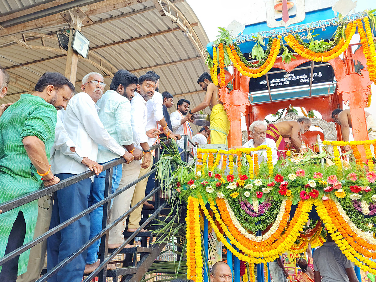 Dharmapuri Sri Lakshmi Narasimha Swamy Brahmotsavam - Sakshi3