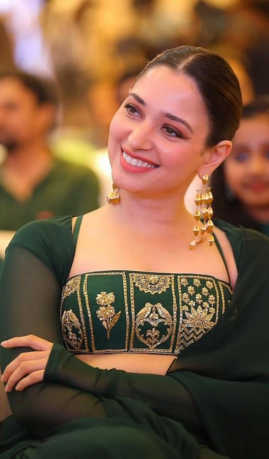 Tamannaah Bhatia at Aranmanai4 Trailer Launch Event Photos Goes Viral - Sakshi5