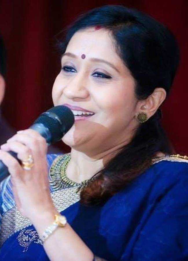 Malayalam Singer Sujatha Mohan Birthday Special Photo Gallery - Sakshi15