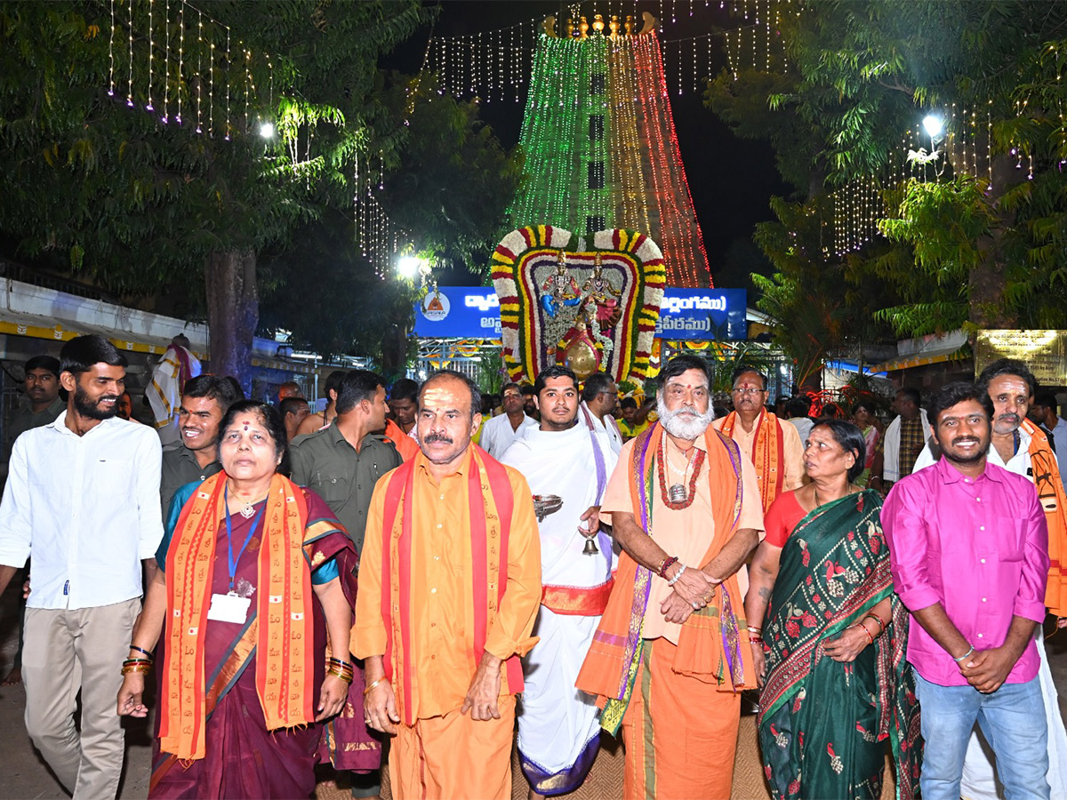 Maha Shivaratri Brahmotsavam at Srisailam Photos - Sakshi16