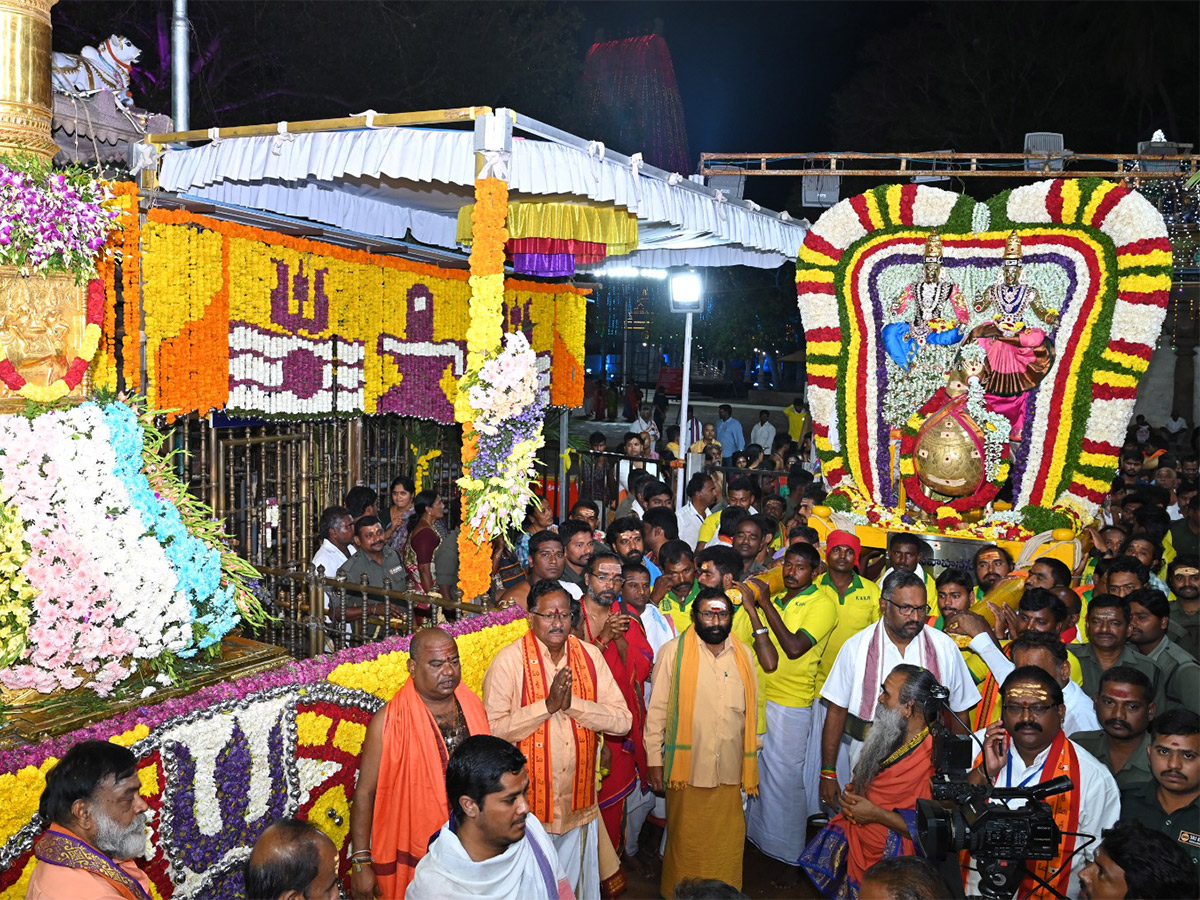 Maha Shivaratri Brahmotsavam at Srisailam Photos - Sakshi2