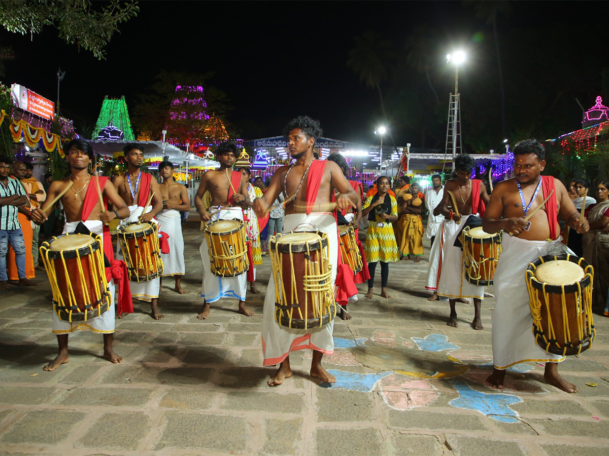 Maha Shivaratri Brahmotsavam at Srisailam Photos - Sakshi21