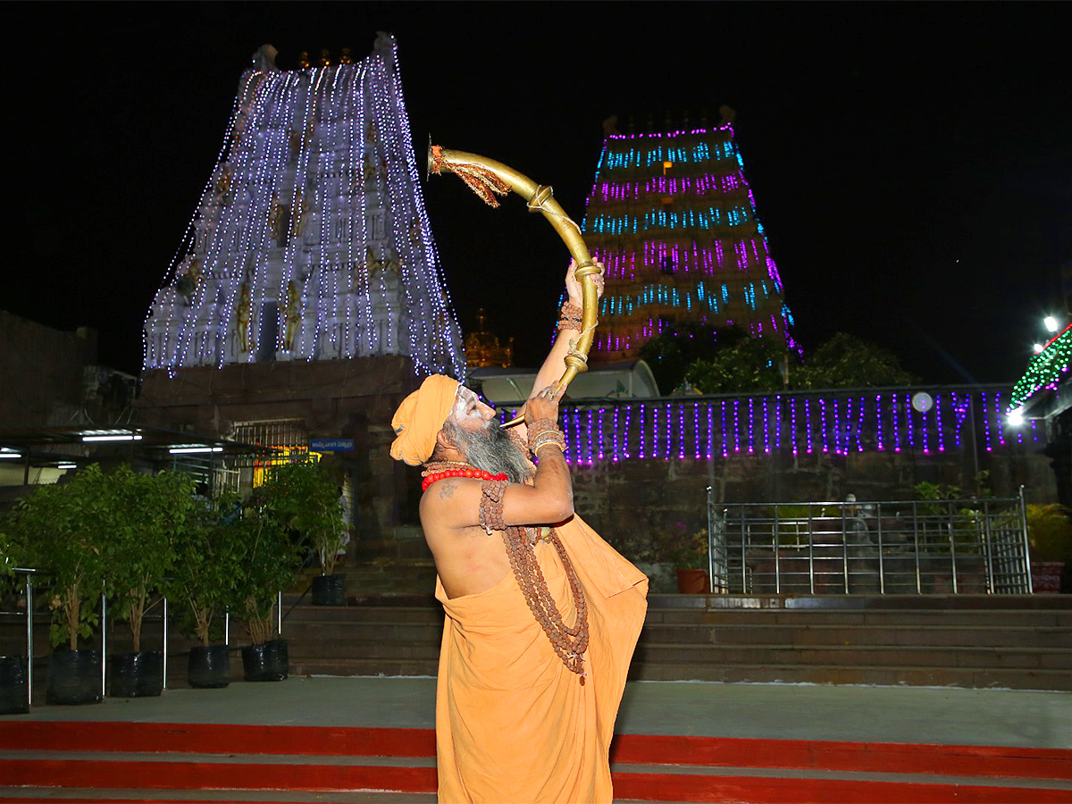 Maha Shivaratri Brahmotsavam at Srisailam Photos - Sakshi22