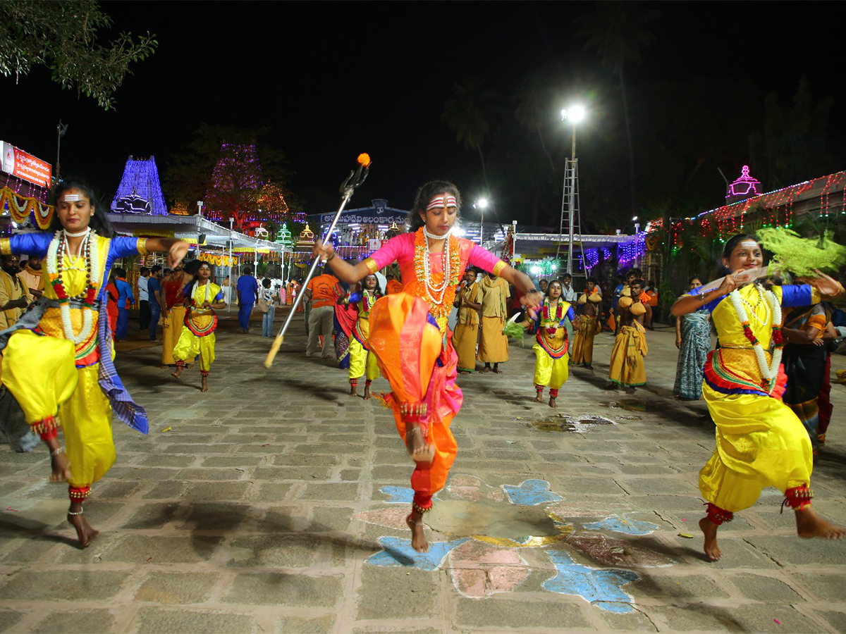 Maha Shivaratri Brahmotsavam at Srisailam Photos - Sakshi31