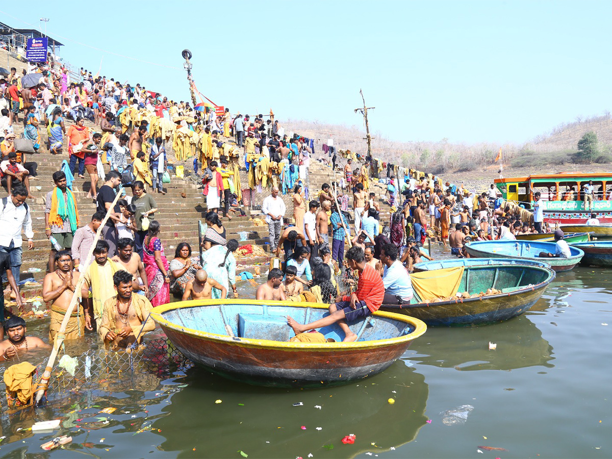 maha shivratri 2024 at srisailam photos - Sakshi8