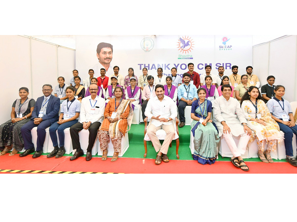 AP CM YS Jagan LAUNCHING OF CASCADING SKILLS PARADIGM BHAVITA at Vizag Photos - Sakshi9