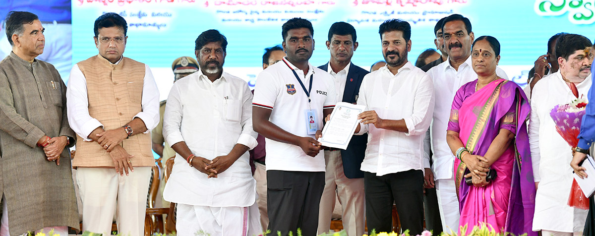 CM Revanth Reddy In LB Stadium Photos - Sakshi12