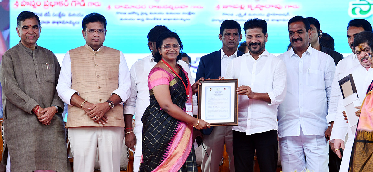 CM Revanth Reddy In LB Stadium Photos - Sakshi30